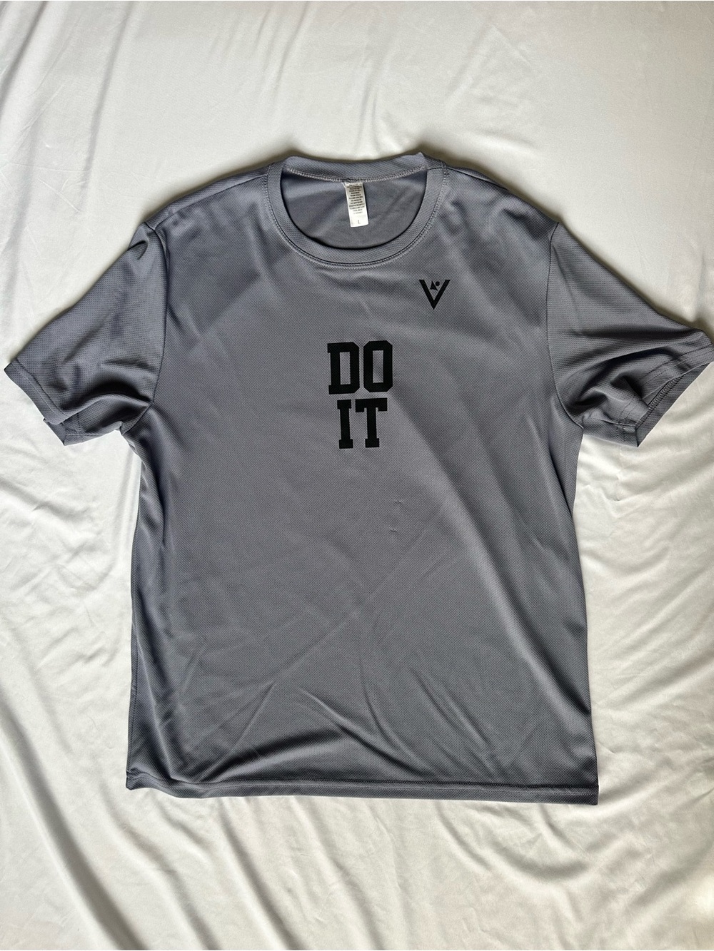 Men's 'DO IT, DON’T QUIT' Performance T‑Shirt in Gray